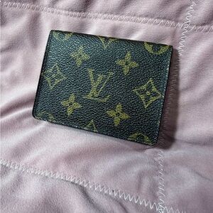 Louis Vuitton Monogram Card Wallet